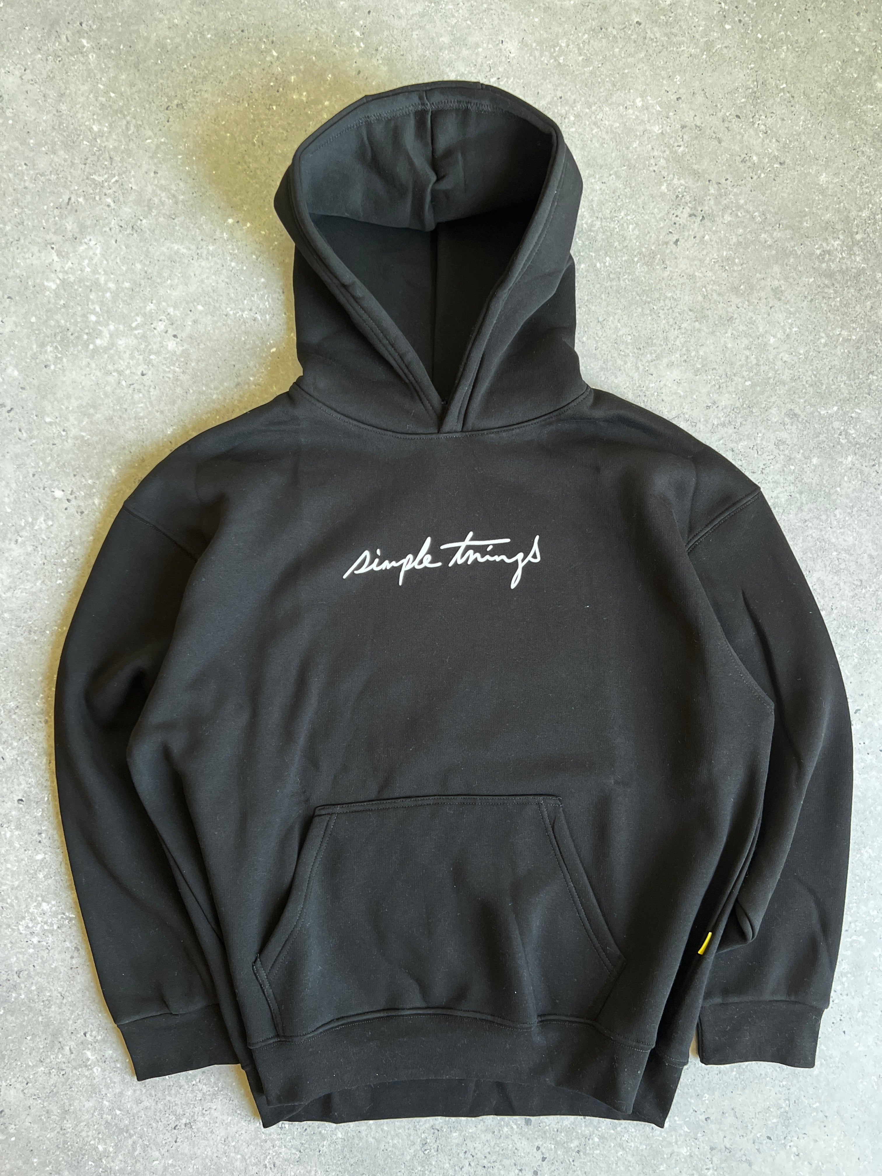 Sweat à capuche oversize – Simple Things (Noir)