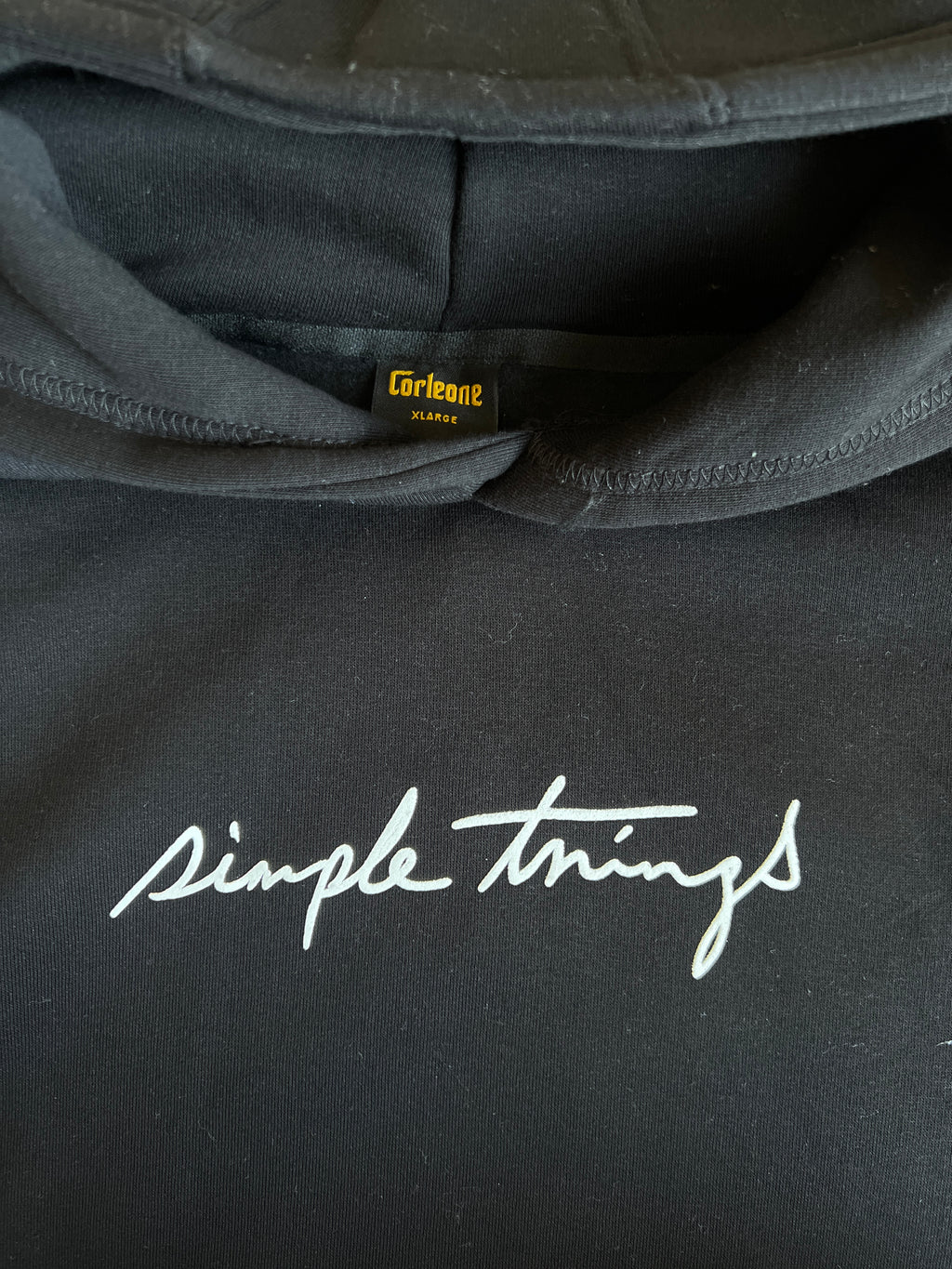 Sweat à capuche oversize – Simple Things (Noir)