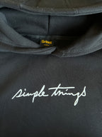 Sweat à capuche oversize – Simple Things (Noir)