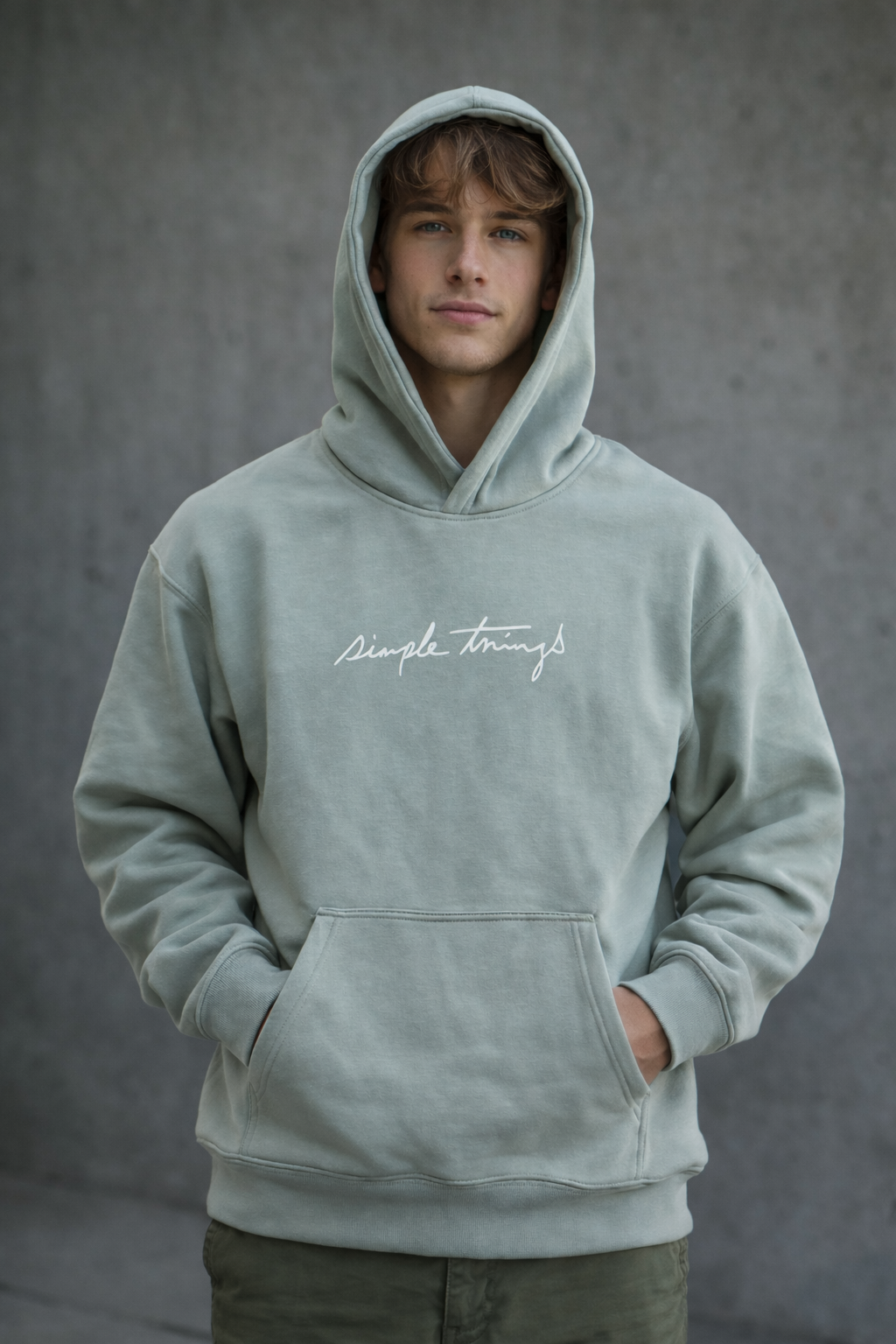 Sweat à capuche oversize – Simple Things (vert sauge)